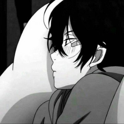 睡墓碑旁女孩爸爸发声